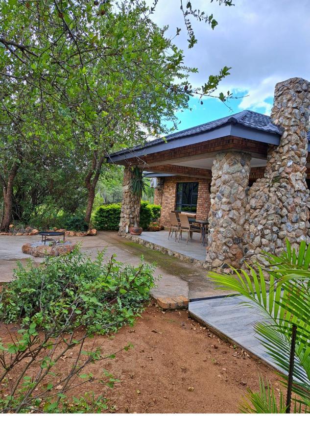 Lion King Villa Marloth Park Exterior photo